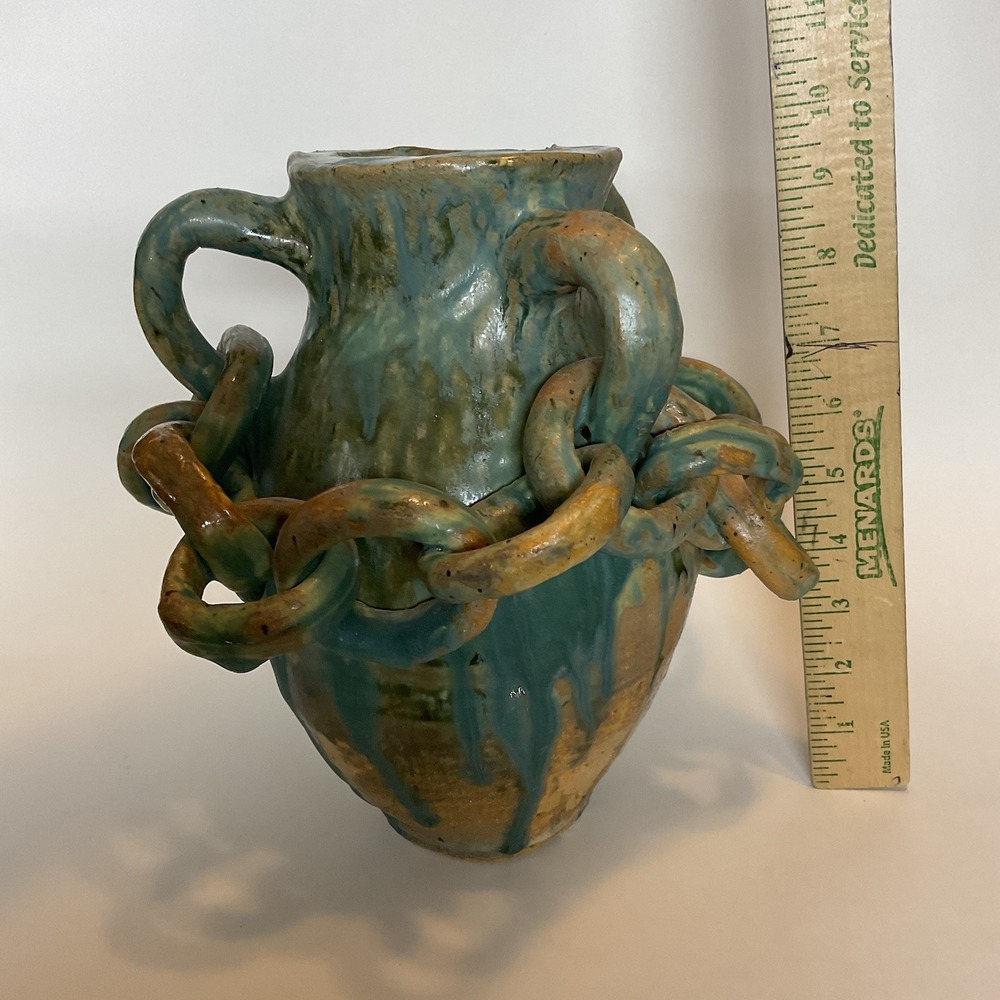 Large Vintage Handmade Asian Tan Green Light Salt Glaze Pottery Chain Wrap Vase - Picture 8 of 15